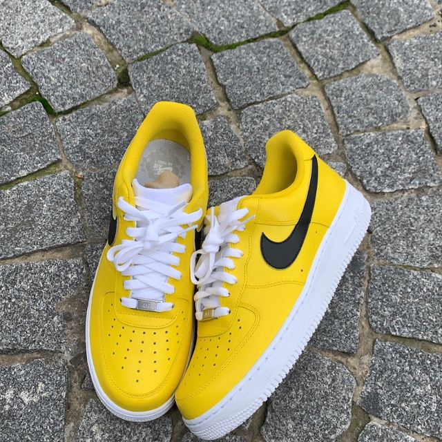 Nike Custom Air Force 1 Bumble Bee Black & Yellow Cartoon Shoes Sneakers  Mens
